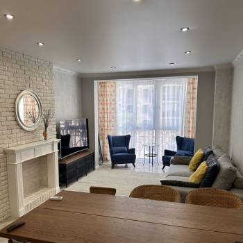 Сдается Многокомнатная квартира, 110 м²