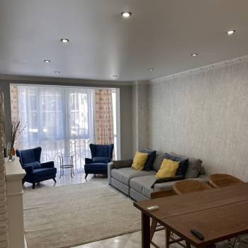 Сдается Многокомнатная квартира, 110 м²