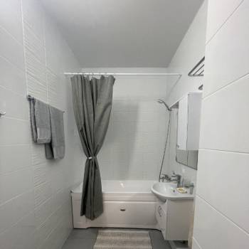 Сдается 2-х комнатная квартира, 64 м²