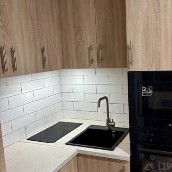 Сдается 1-комнатная квартира, 38 м²