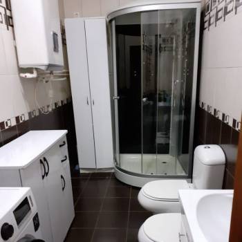 Продается Многокомнатная квартира, 130 м²