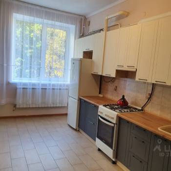 Продается Многокомнатная квартира, 130 м²