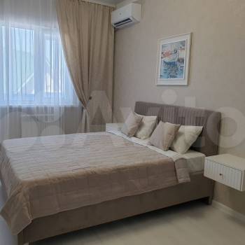 Сдается 1-комнатная квартира, 50 м²