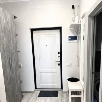 Сдается 1-комнатная квартира, 49 м²