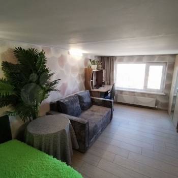 Продается 1-комнатная квартира, 45 м²