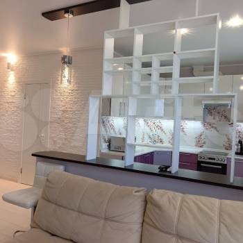 Продается 1-комнатная квартира, 37,3 м²