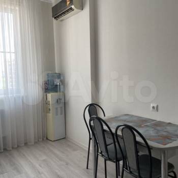 Продается 1-комнатная квартира, 39,8 м²