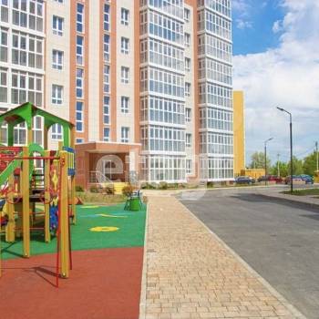 Продается 1-комнатная квартира, 55,6 м²