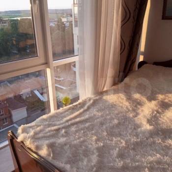 Продается 1-комнатная квартира, 67,2 м²