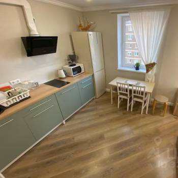 Продается 1-комнатная квартира, 36,8 м²