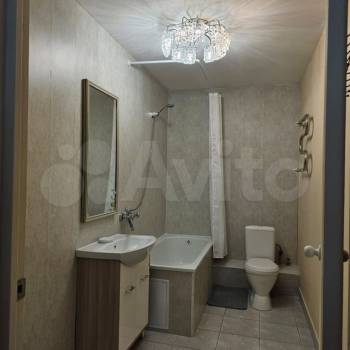 Продается 1-комнатная квартира, 33 м²