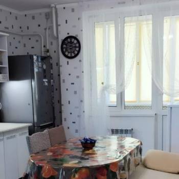 Продается 1-комнатная квартира, 48 м²