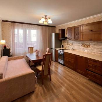 Продается 2-х комнатная квартира, 65 м²