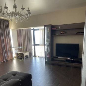 Сдается 2-х комнатная квартира, 92 м²