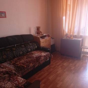 Продается Многокомнатная квартира, 65,5 м²