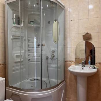 Продается Многокомнатная квартира, 162,2 м²