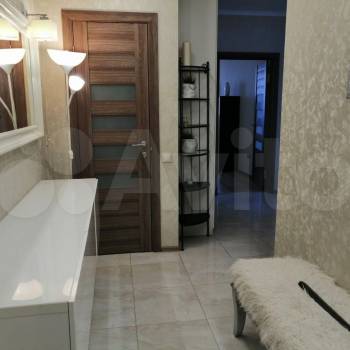 Сдается 2-х комнатная квартира, 80 м²