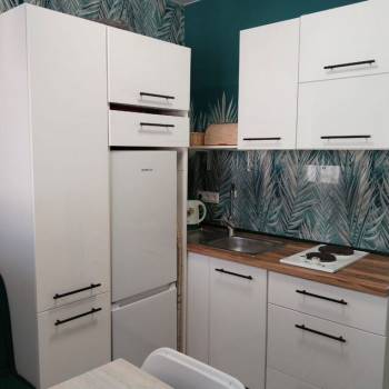 Продается 1-комнатная квартира, 16,2 м²