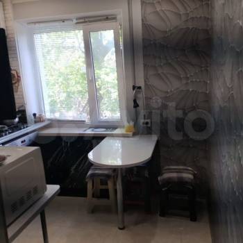 Продается 3-х комнатная квартира, 50,4 м²