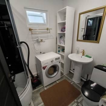 Продается 1-комнатная квартира, 33 м²