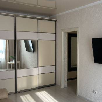 Сдается 2-х комнатная квартира, 55 м²