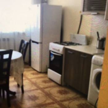 Продается 1-комнатная квартира, 39 м²