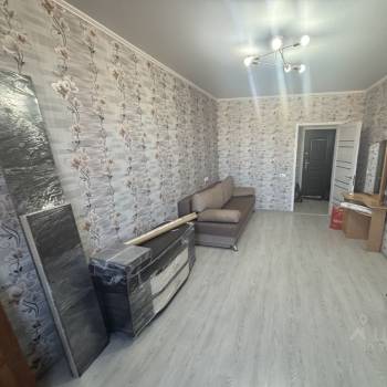 Сдается 1-комнатная квартира, 42 м²