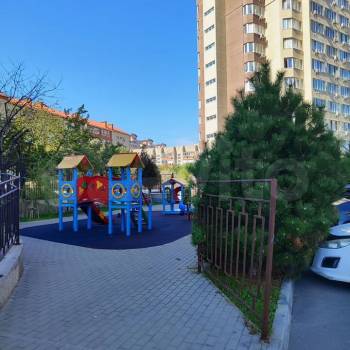 Продается 1-комнатная квартира, 28 м²