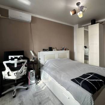 Продается 2-х комнатная квартира, 57,8 м²