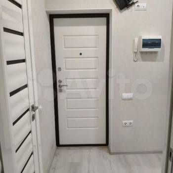 Продается 1-комнатная квартира, 38 м²