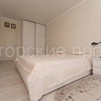 Продается 2-х комнатная квартира, 76,8 м²
