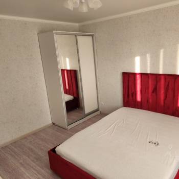 Сдается Многокомнатная квартира, 80 м²