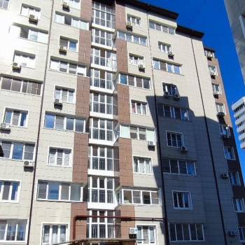 Продается 1-комнатная квартира, 37 м²