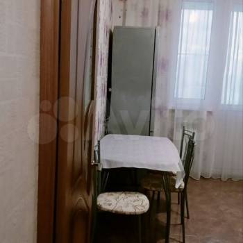 Сдается 1-комнатная квартира, 40 м²