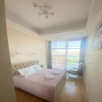 Сдается 1-комнатная квартира, 60 м²