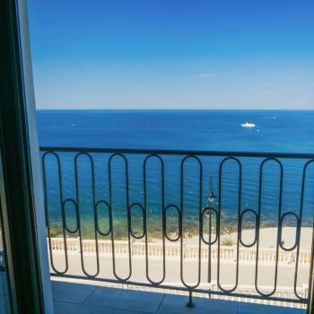 Продается 3-х комнатная квартира, 106 м²