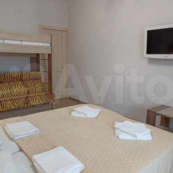 Продается 1-комнатная квартира, 35 м²