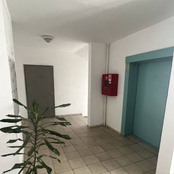 Продается 1-комнатная квартира, 49 м²