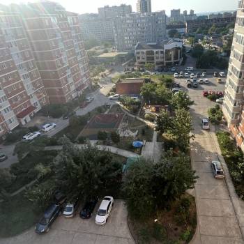 Продается 1-комнатная квартира, 49 м²