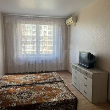 Сдается 1-комнатная квартира, 39 м²