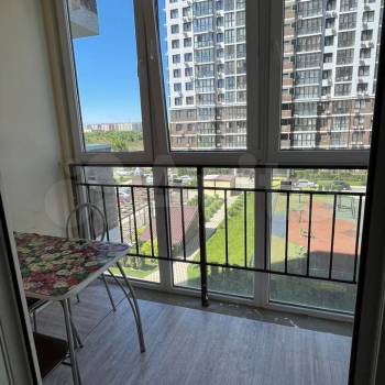 Сдается 1-комнатная квартира, 39 м²