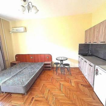 Продается 1-комнатная квартира, 29 м²