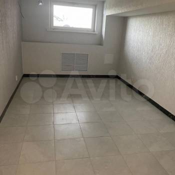 Сдается Нежилое помещение, 18 м²