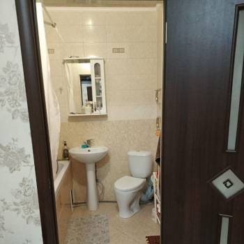Продается 1-комнатная квартира, 42 м²