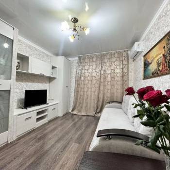 Сдается Нежилое помещение, 300 м²