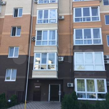 Продается 1-комнатная квартира, 53,6 м²
