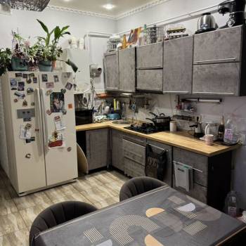 Продается 2-х комнатная квартира, 42 м²