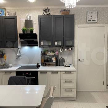 Продается 2-х комнатная квартира, 90 м²