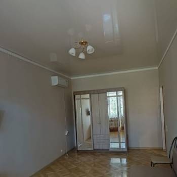 Продается 1-комнатная квартира, 37 м²