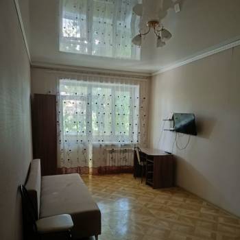 Продается 1-комнатная квартира, 37 м²